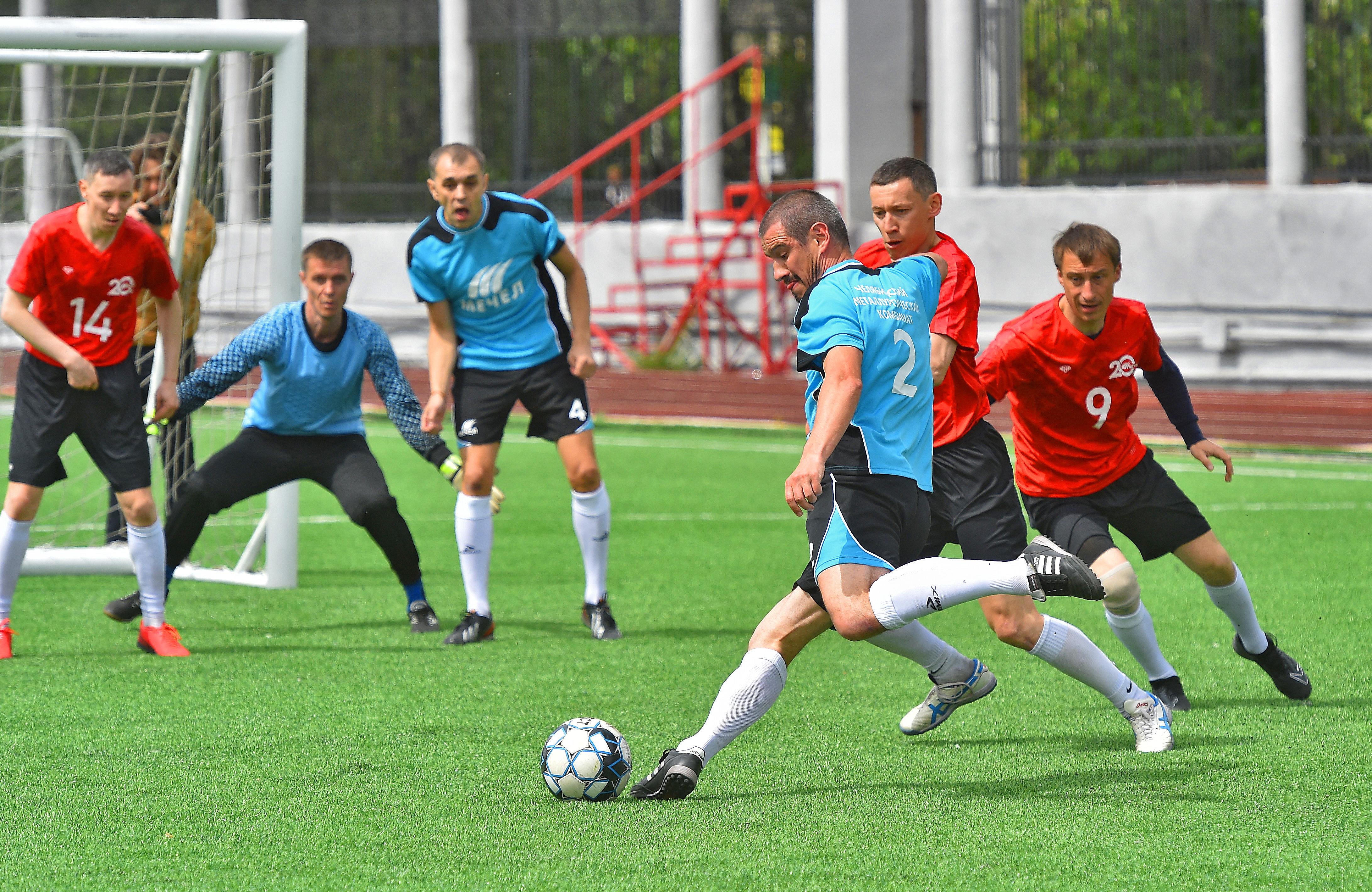 ЧМК открыл корпоративный турнир «Мечела» по мини-футболу