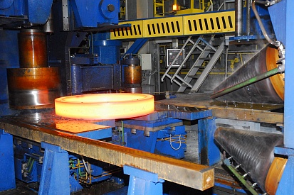 Выпуск раскатных колец для нефтегазовой отрасли на заводе «Уральская кузница»